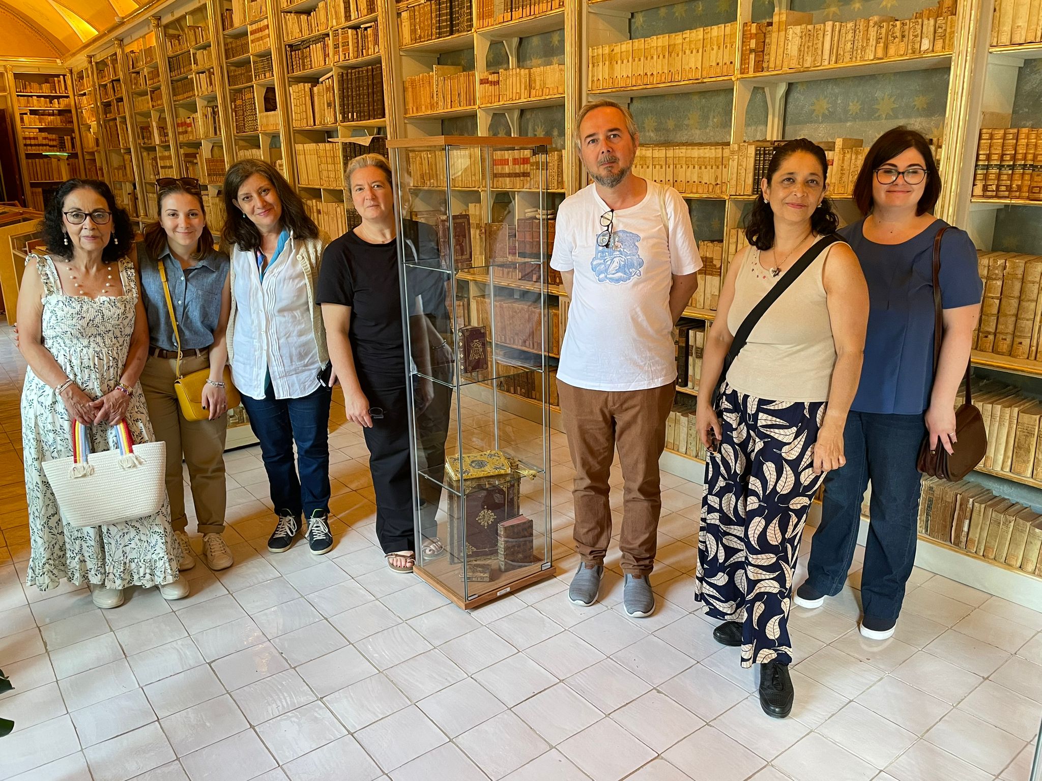 Monreale, studenti Erasmus incantati dalla biblioteca di Santa Maria La Nuova