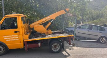 Perde il controllo dell’auto e si schianta contro un muretto a Monreale