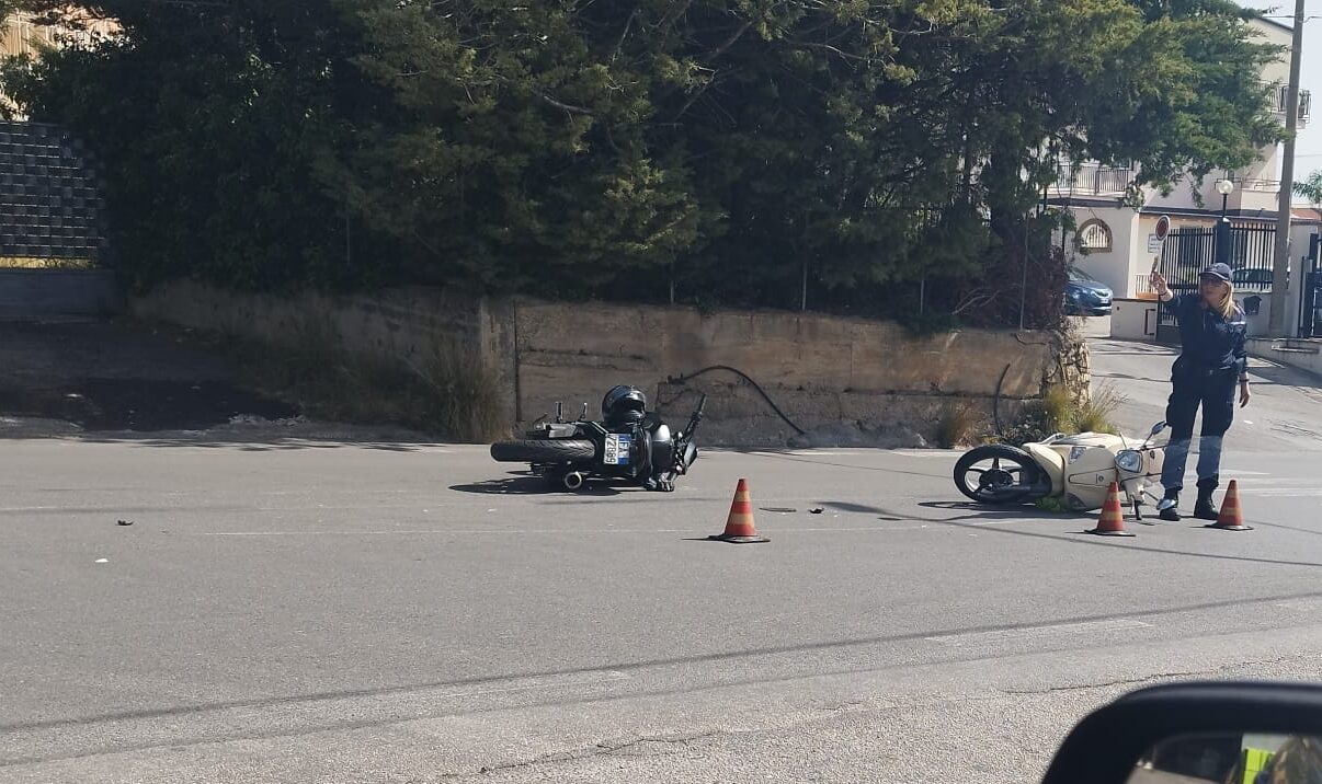 Monreale, schianto moto scooter in Circonvallazione