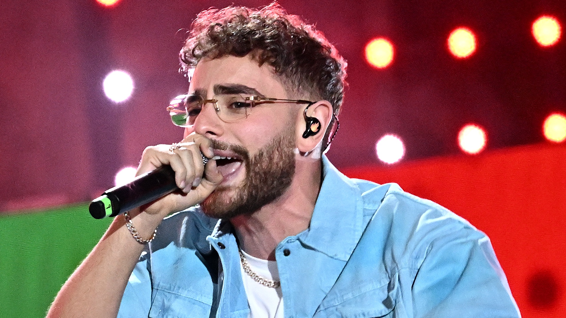 rocco hunt al 400esimo della festa del santissimo crocifisso di monreale l8217annuncio in anteprima da Monrealelive.it rocco hunt al 400esimo della festa del santissimo crocifisso di monreale l8217annuncio in anteprima